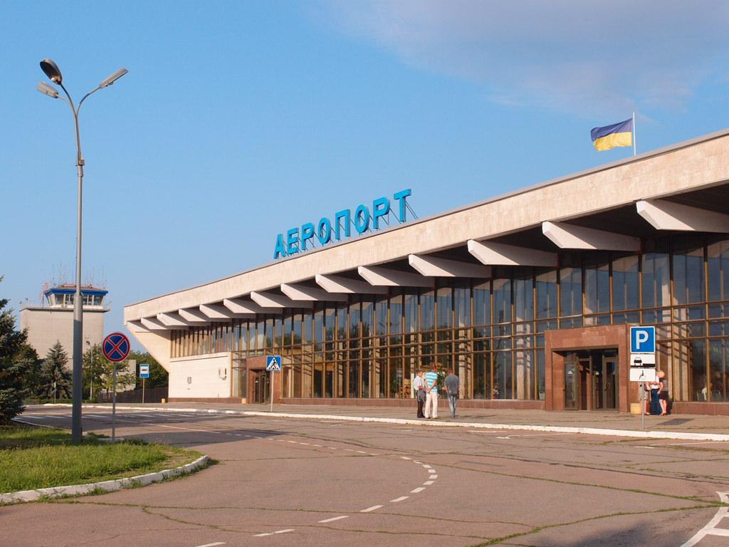 Kherson_airport_passenger_terminal