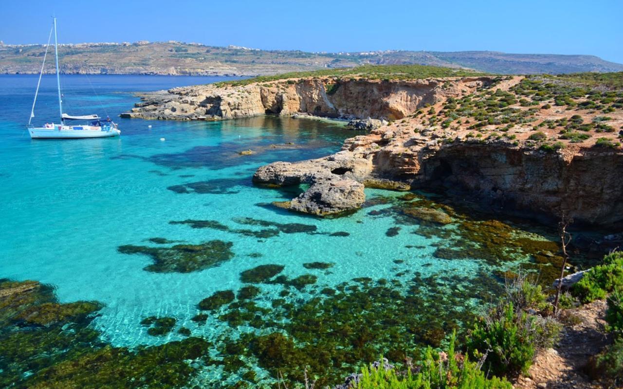 im-Malta-beach-cove--xlarge