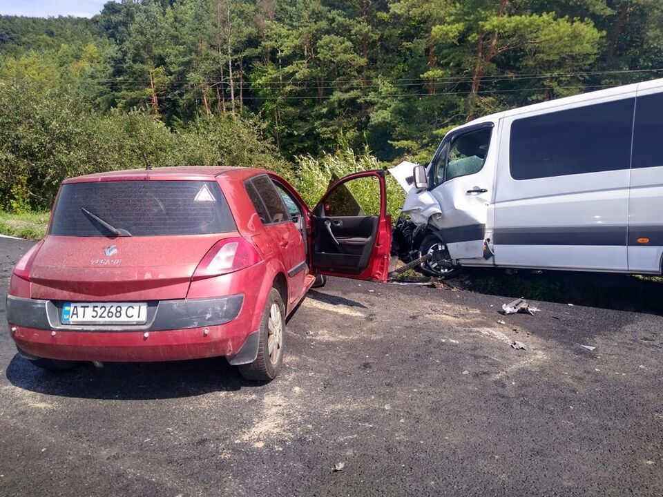 Pasted into У Чортківському районі в ДТП травмувалися двоє водіїв (фото)