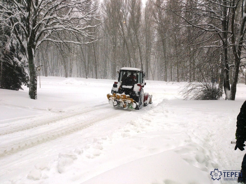 трактор жек зима