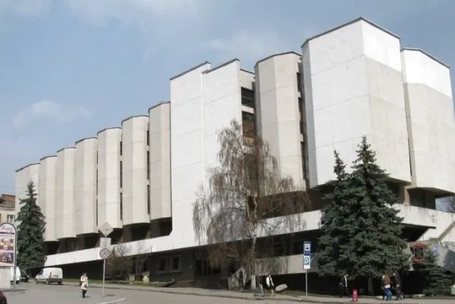 884913-u-kraeznavchomu-muzeyi-ternopolya-mozhna-tsikavo-perenochuvati-za-10-grn