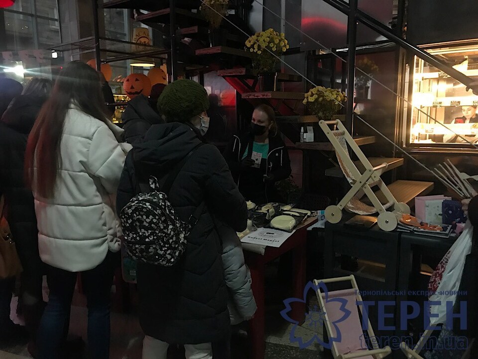 Pasted into Скуштувати та придбати крафтову продукцію можна на ярмарку у Тернополі (відео)