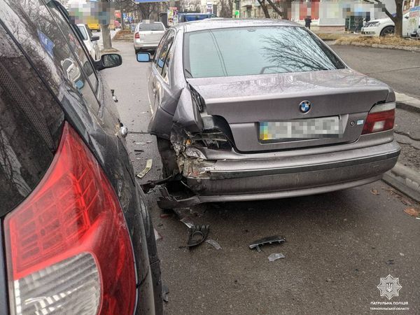 Pasted into У Тернополі зіткнулись чотири автівки (фото)