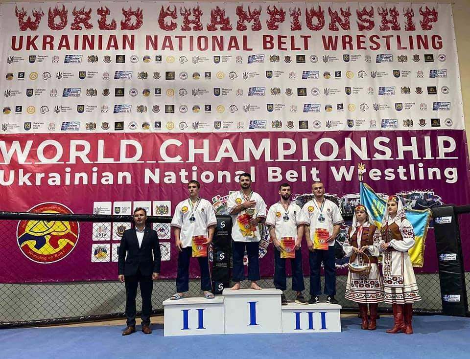 Pasted into Спортсмен із Тернопільщини виборов призове місце на чемпіонаті світу з боротьби на поясах
